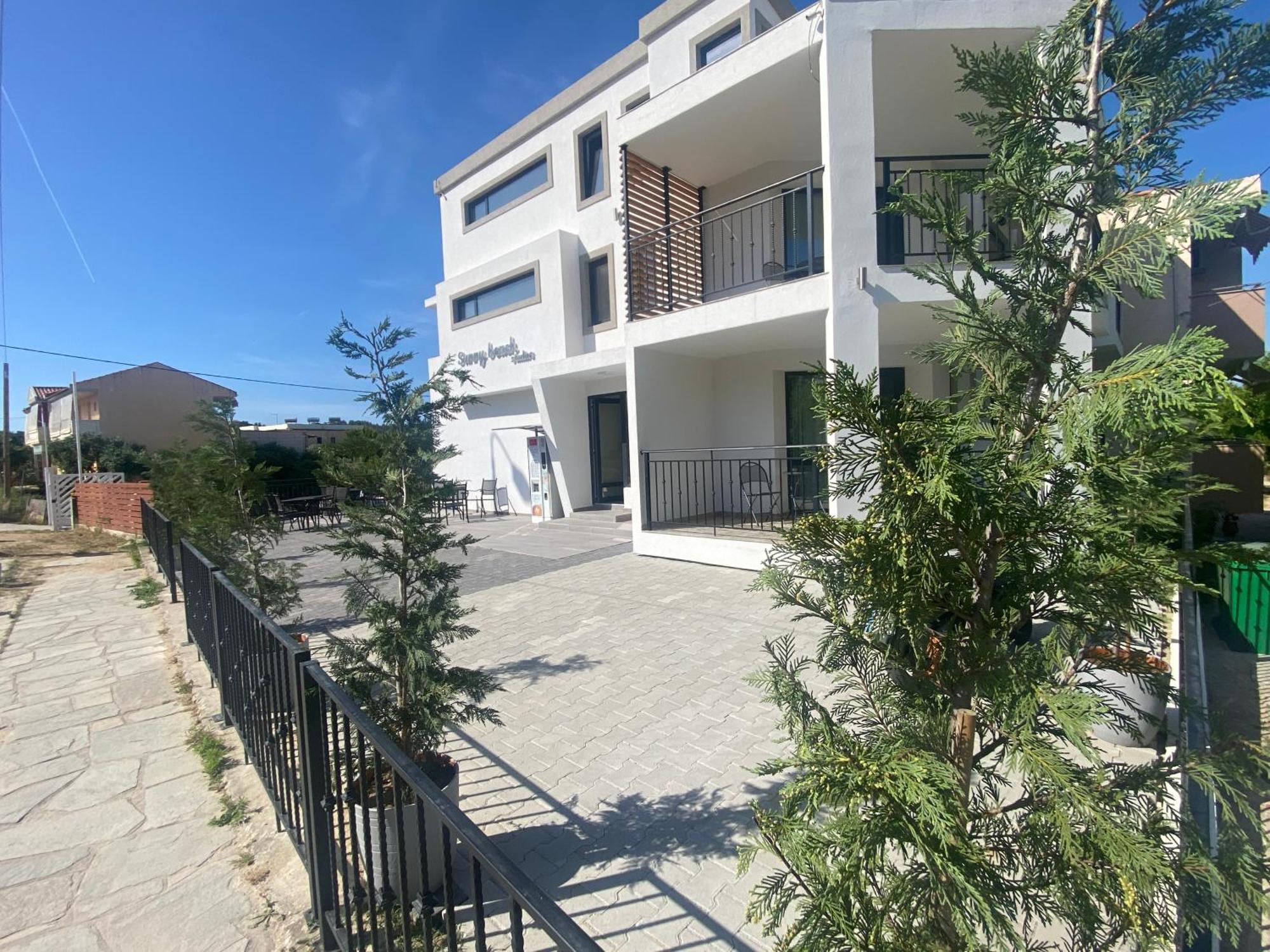 Opalium Beach Front Suites Potos Ngoại thất bức ảnh