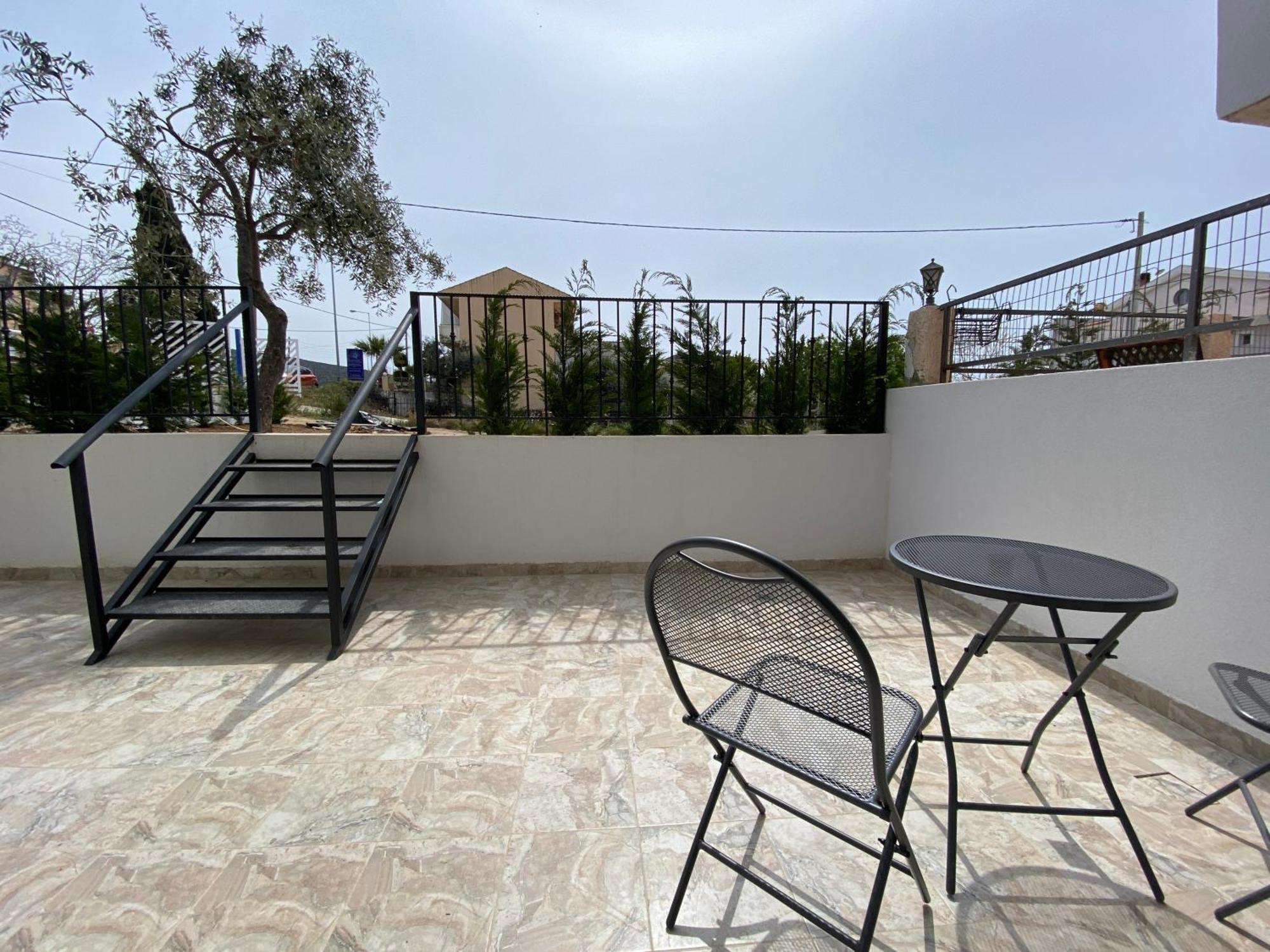Opalium Beach Front Suites Potos Ngoại thất bức ảnh