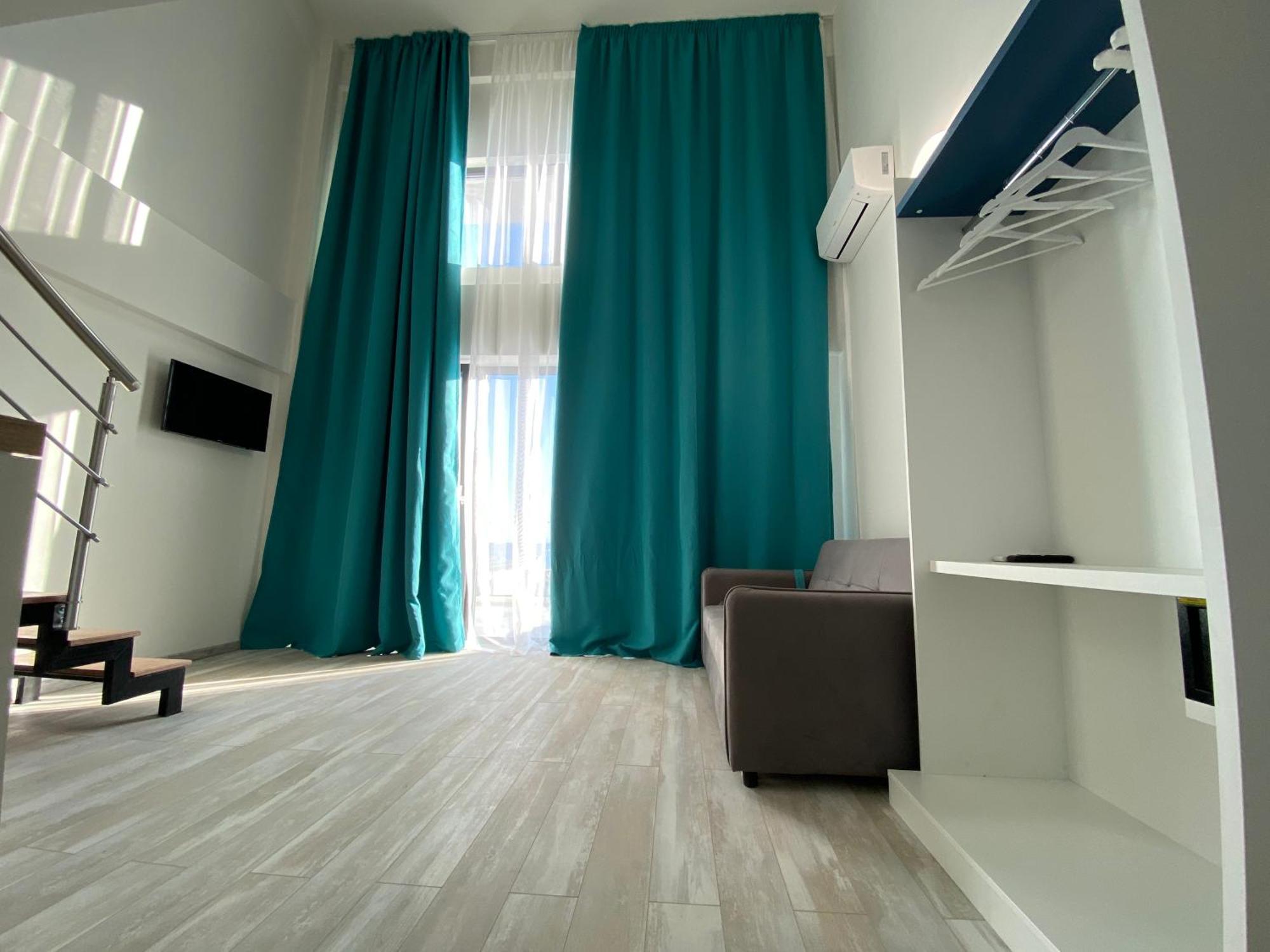 Opalium Beach Front Suites Potos Ngoại thất bức ảnh