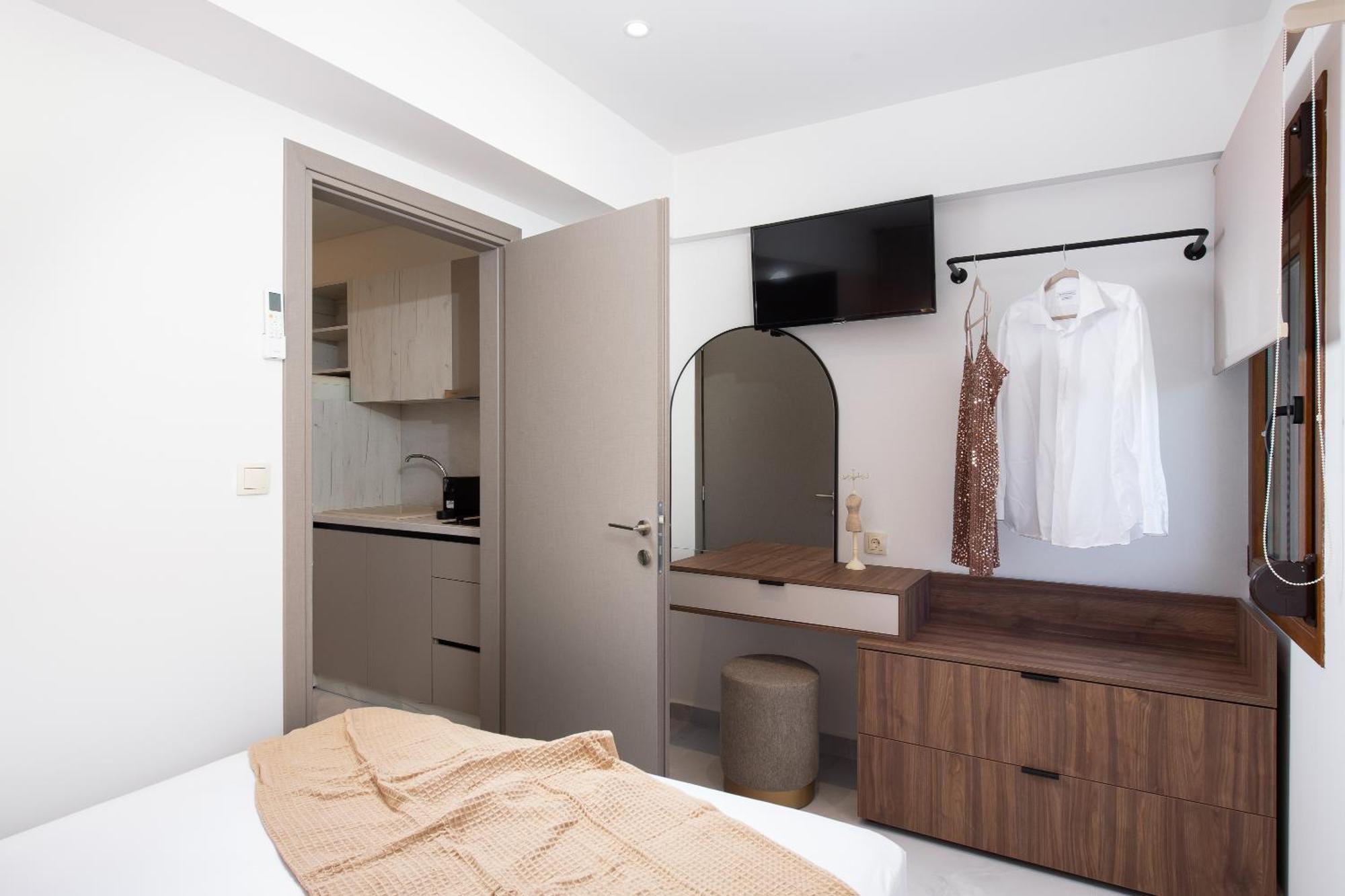 Opalium Beach Front Suites Potos Ngoại thất bức ảnh