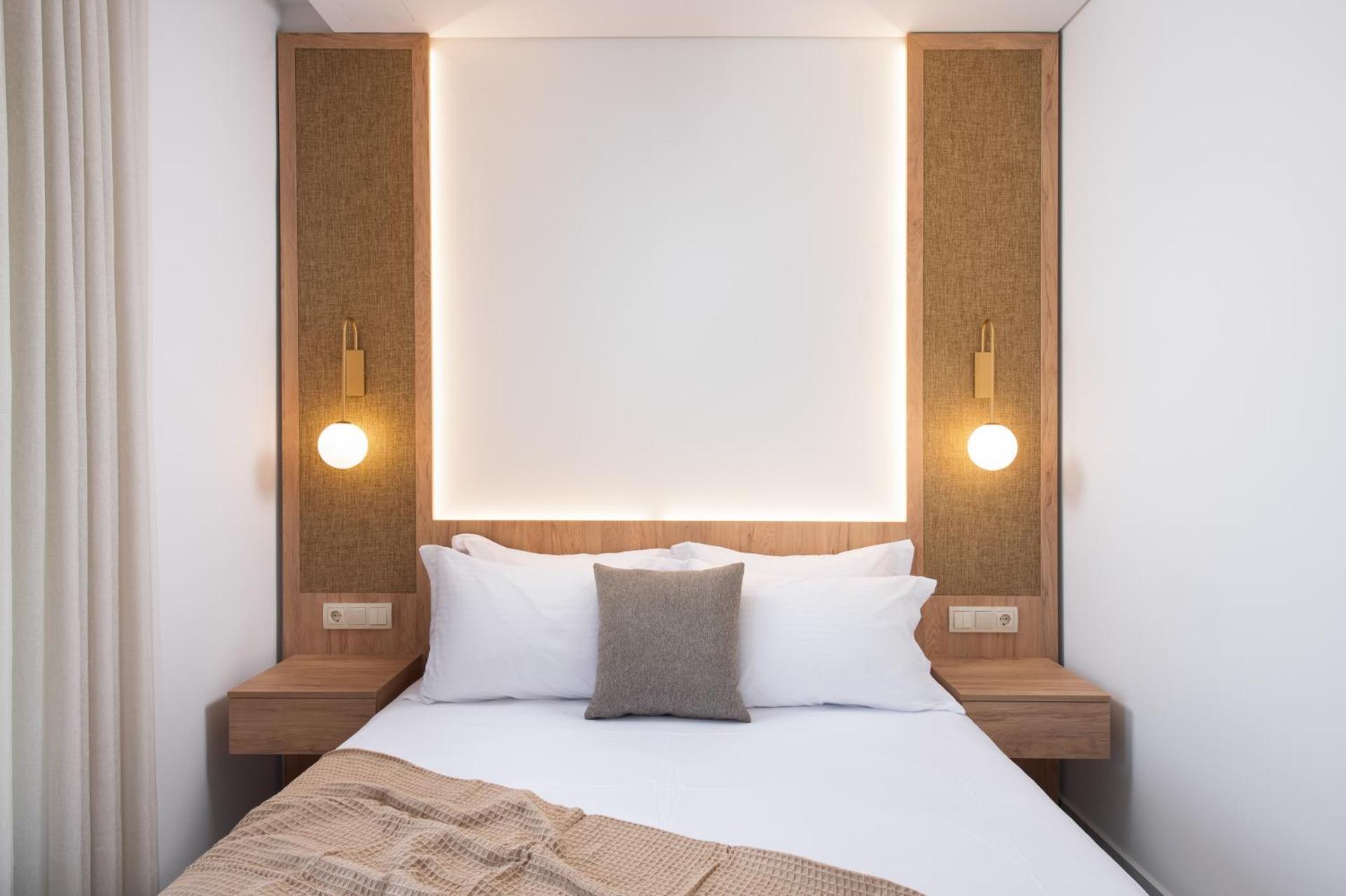 Opalium Beach Front Suites Potos Ngoại thất bức ảnh